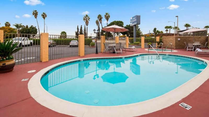 Rancho San Diego Inn & Suites El Cajon Zewnętrze zdjęcie